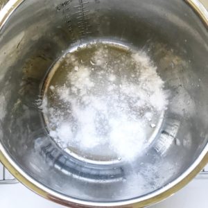 baking soda paste in instant pot liner