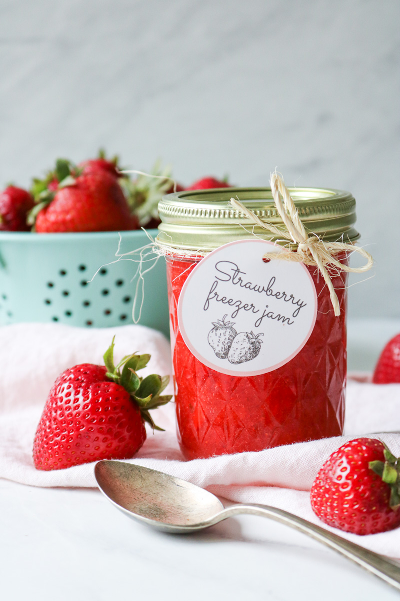 DIY Strawberry Freezer Jam with Printable Labels - DIY Candy